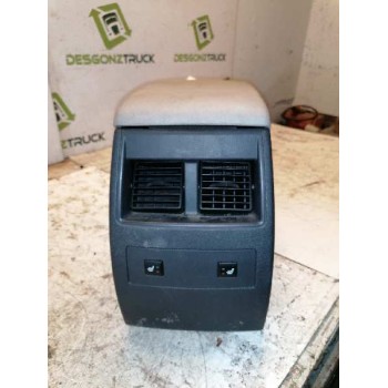 Recambio de apoyabrazos central para chrysler 300 c 3.0 crd referencia OEM IAM   