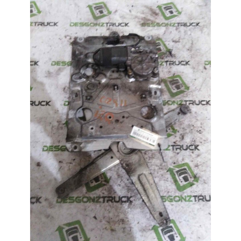 Recambio de elevalunas delantero izquierdo para renault hd 250.18 premium e2 6.2 diesel referencia OEM IAM   