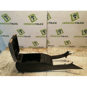 Recambio de apoyabrazos central para chrysler 300 c 3.0 crd referencia OEM IAM   