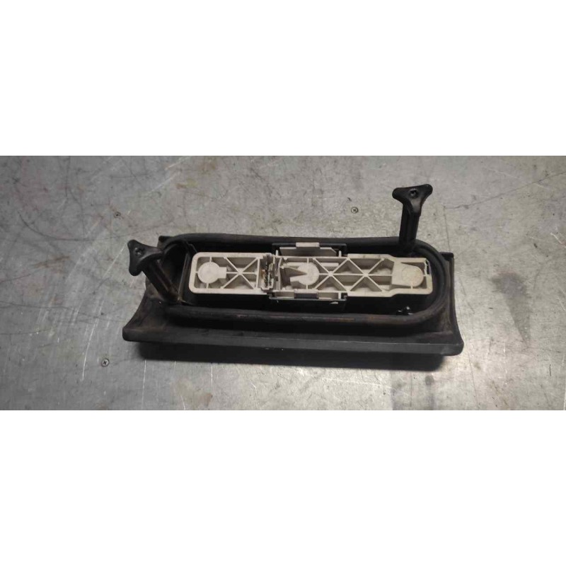 Recambio de piloto trasero izquierdo para renault rapid/express (f40) 1.0 transporter referencia OEM IAM 2