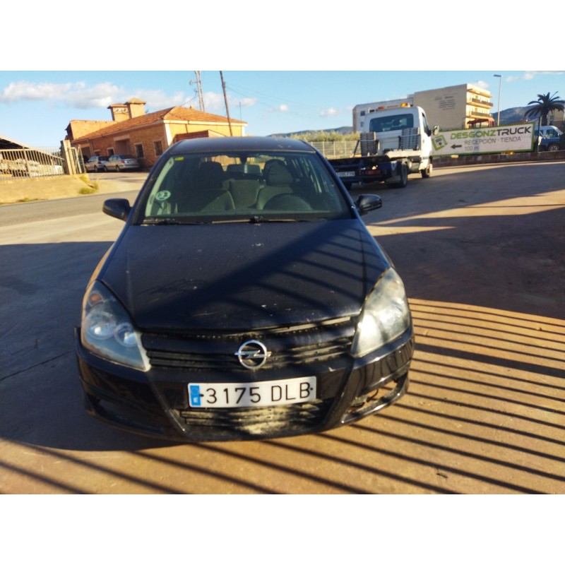 opel astra h berlina del año 2005