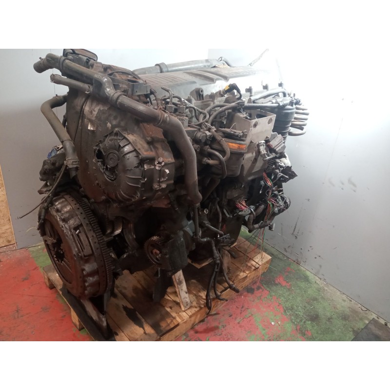 Recambio de despiece motor para iveco stralis (ad/at) fs at t/p    4x2 larga distancia referencia OEM IAM f3gfe611b  