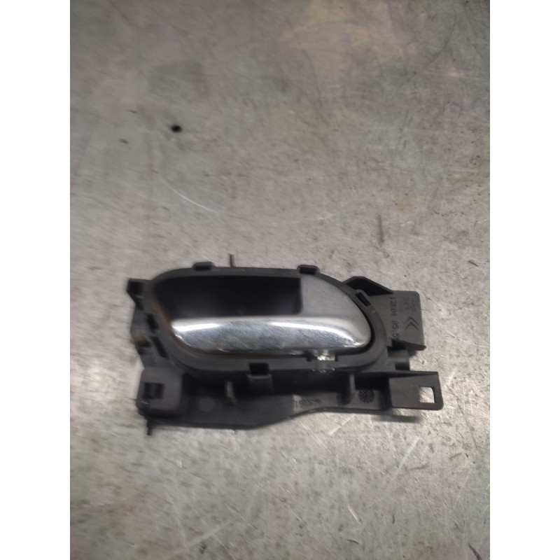 Recambio de maneta interior delantera derecha para peugeot 407 sr confort referencia OEM IAM   