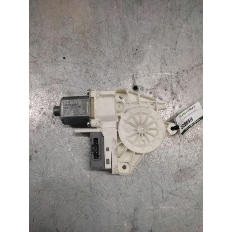 Recambio de motor elevalunas trasero izquierdo para peugeot 407 st confort referencia OEM IAM 0130822201  