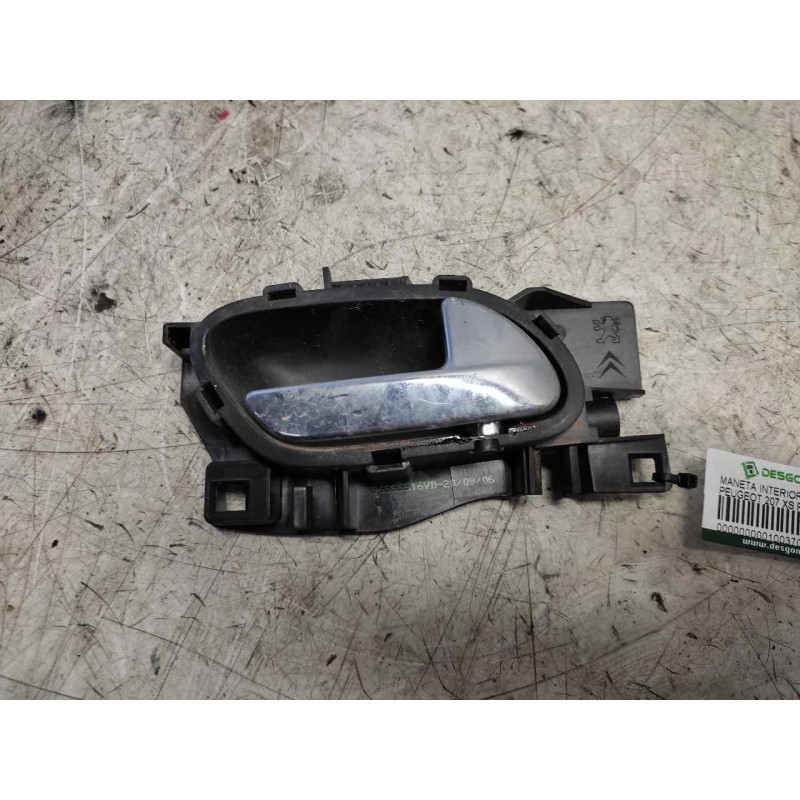 Recambio de maneta interior trasera derecha para peugeot 207 xs pack referencia OEM IAM 96555516VD  