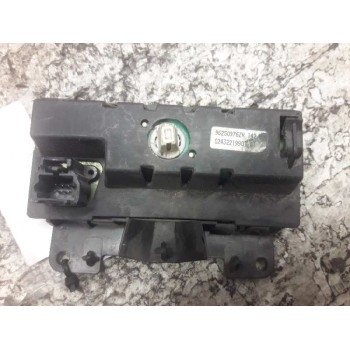 Recambio de reloj para peugeot 206 berlina xt referencia OEM IAM 96250976ZR 6 PINS 