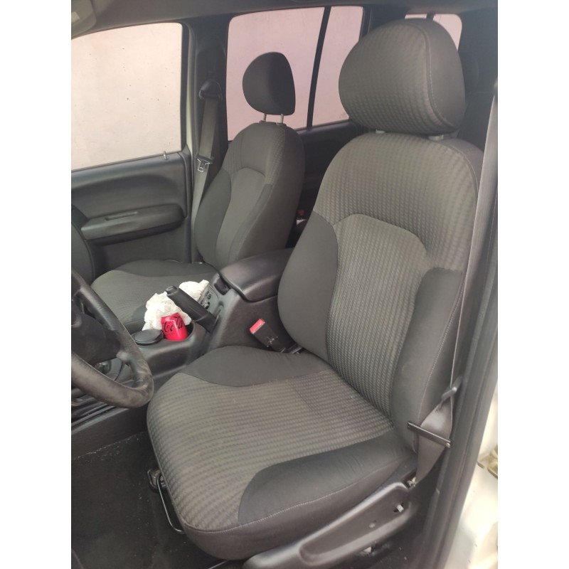 Recambio de asiento delantero izquierdo para jeep cherokee (kj) 2.5 crd 4x4 referencia OEM IAM   