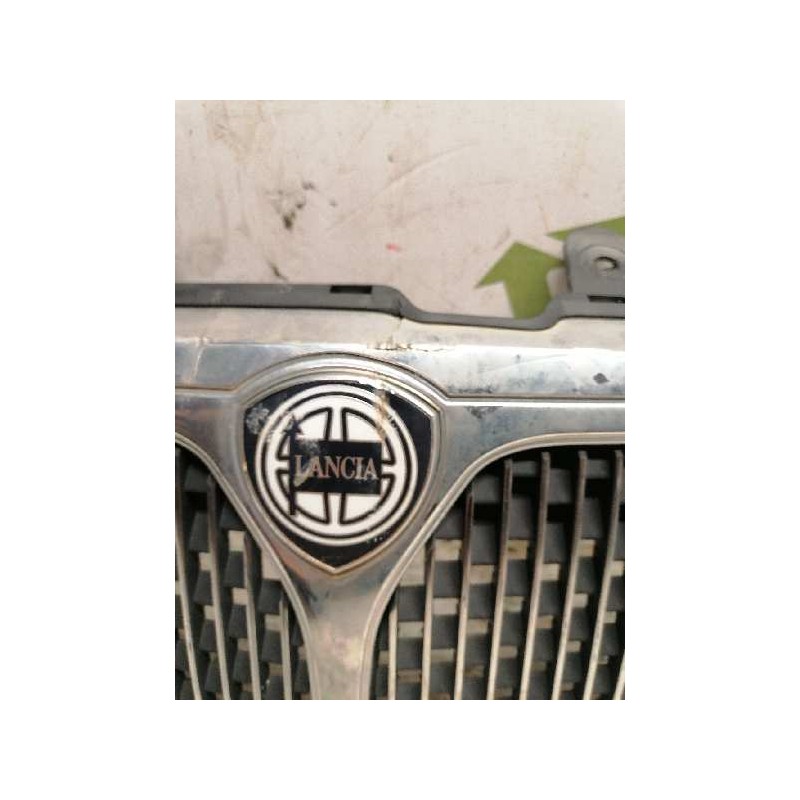 Recambio de rejilla delantera para lancia lancia y 1.2 16v cat referencia OEM IAM - Rojo 2