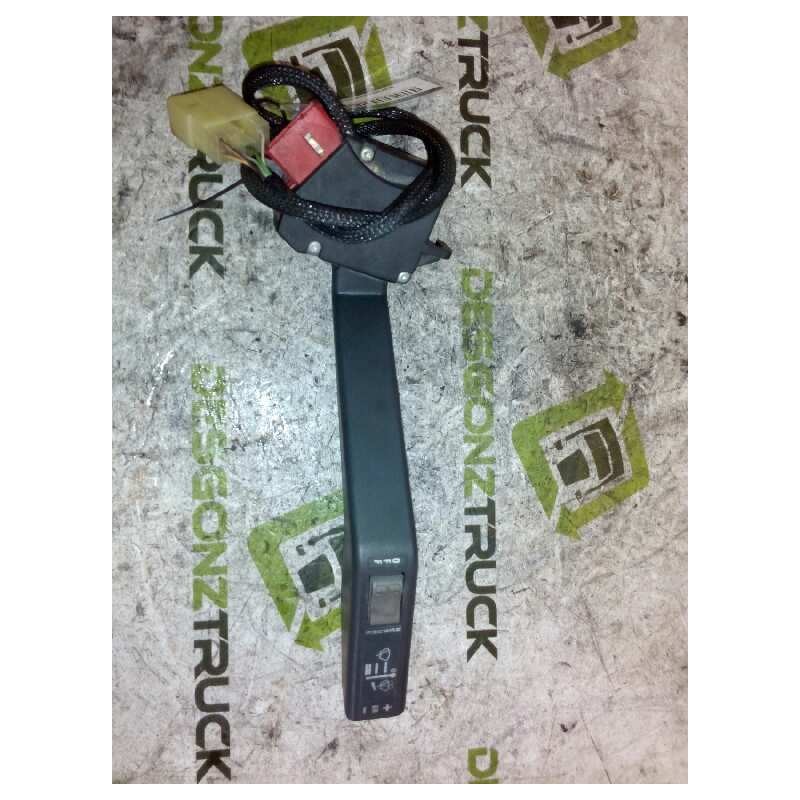 Recambio de mando limpia para iveco eurocargo 05.03  fg 80 e larga distancia referencia OEM IAM 500378104  