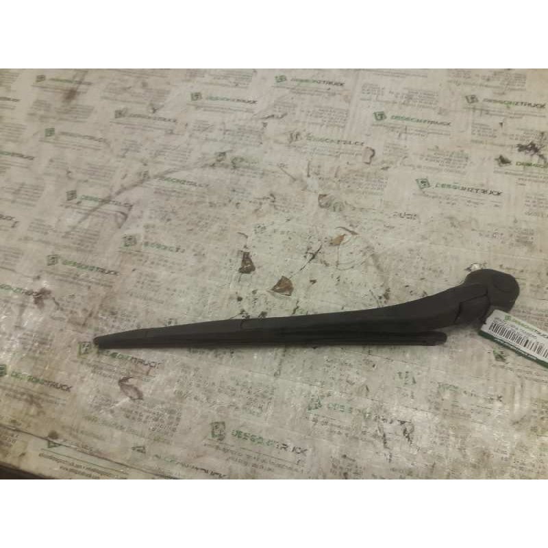 Recambio de brazo limpia trasero para peugeot 206 sw xs referencia OEM IAM   