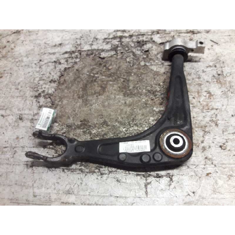 Recambio de brazo suspension inferior delantero derecho para peugeot 407 st sport referencia OEM IAM   