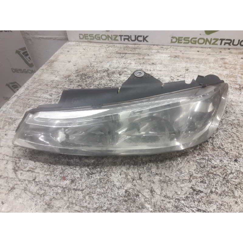 Recambio de faro izquierdo para peugeot 406 berlina (s1/s2) stdt referencia OEM IAM   