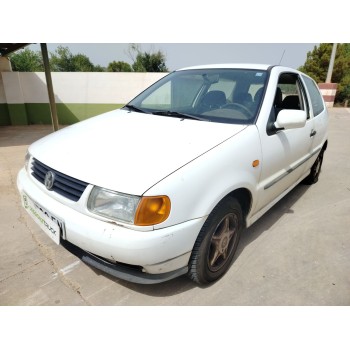 volkswagen polo berlina (6n1) del año 1997