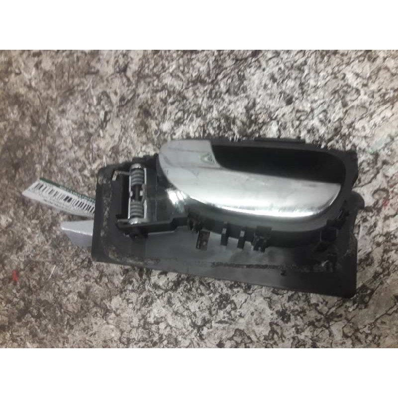 Recambio de maneta interior trasera izquierda para peugeot 307 (s1) xt referencia OEM IAM 9634768677  