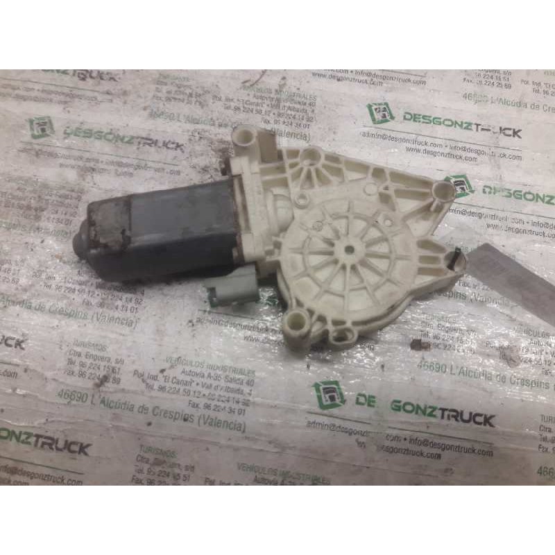 Recambio de motor elevalunas delantero derecho para peugeot 206 cc referencia OEM IAM 9636627580 2 PINS 