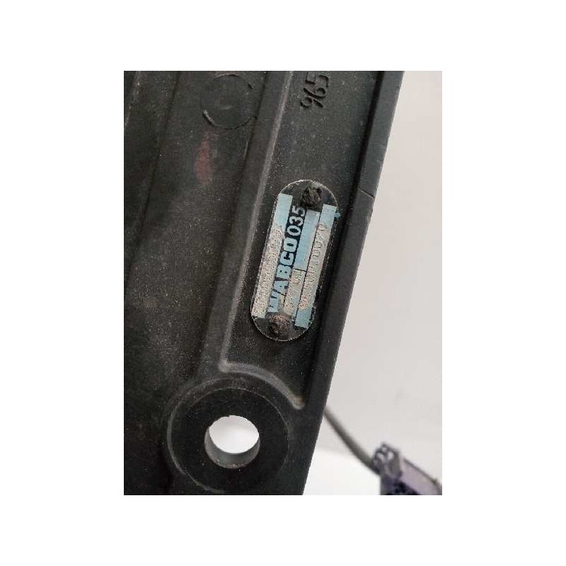 Recambio de soporte pedales para renault hr 420.18/26 premium 01  fsa 4x2 420.18 larga distancia referencia OEM IAM 5010505089 9 2
