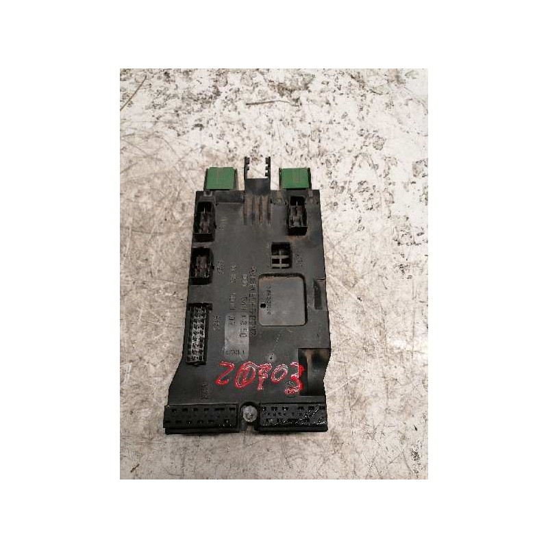 Recambio de caja reles / fusibles para mercedes-benz vito (w638) combi 112 cdi (638.194) referencia OEM IAM 0005400650 08501002 - Blanco 3