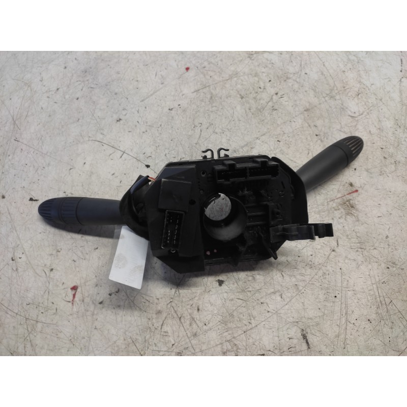 Recambio de mando multifuncion para fiat punto berlina (188) 1.2 16v cat referencia OEM IAM A223 4