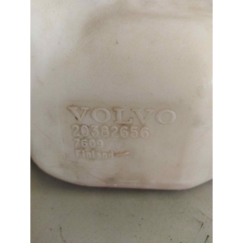 Recambio de deposito limpia para volvo fh 480 fg 4x2 low corto referencia OEM IAM 20360593 20382656 2