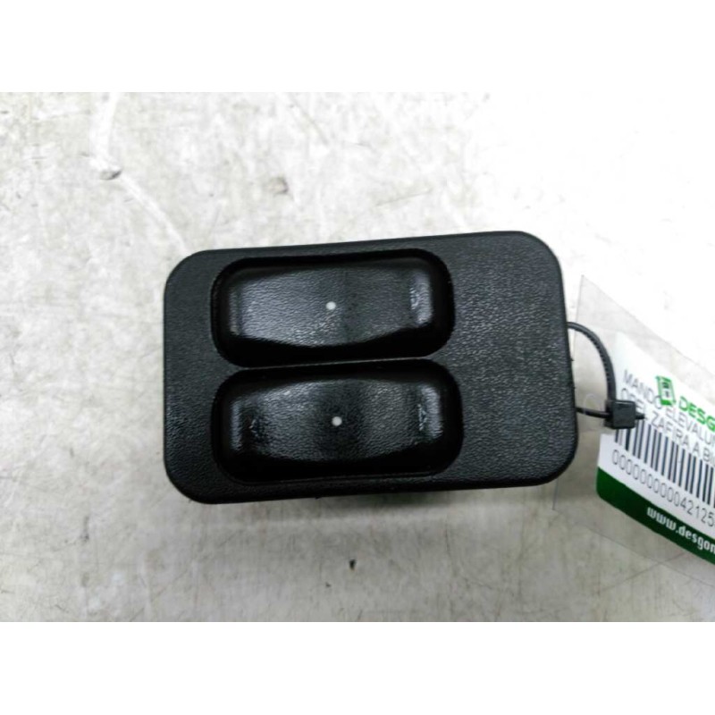 Recambio de mando elevalunas delantero izquierdo para opel zafira a blue line referencia OEM IAM 90561088 142479 13363201