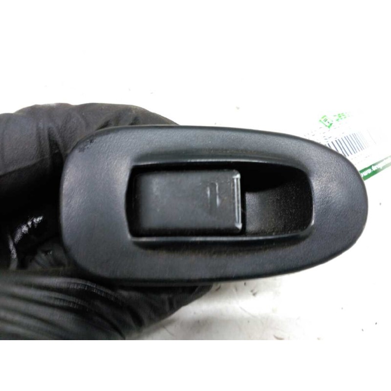 Recambio de mando elevalunas delantero derecho para kia shuma 1.5 cat referencia OEM IAM   