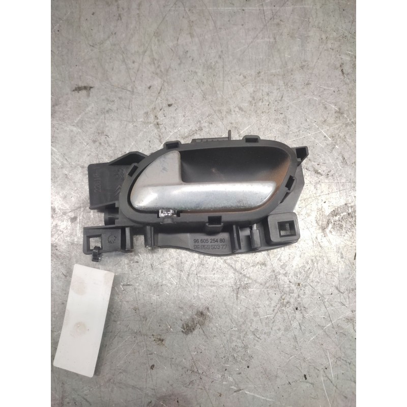 Recambio de maneta interior trasera izquierda para peugeot 308 confort referencia OEM IAM   