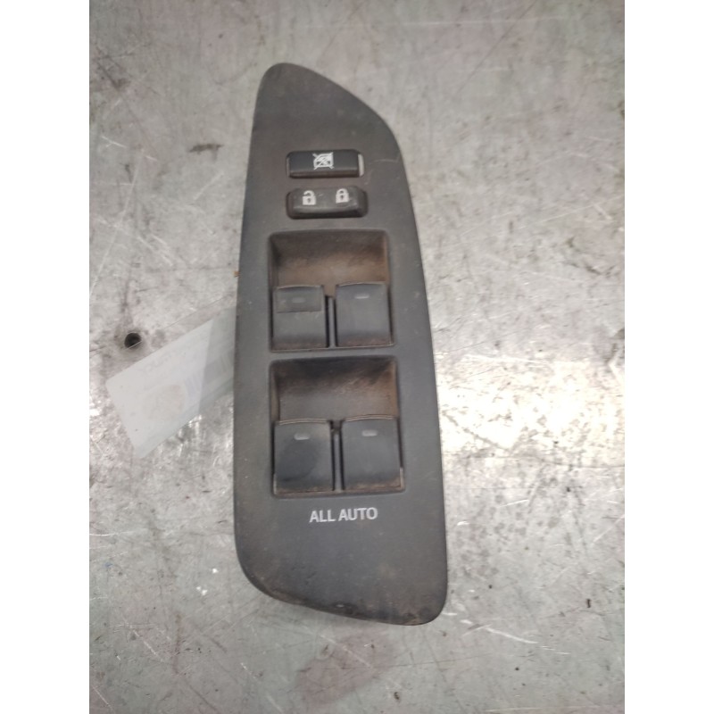 Recambio de mando elevalunas delantero izquierdo para toyota auris active referencia OEM IAM 7423202550  