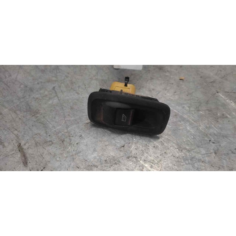 Recambio de mando elevalunas delantero derecho para ford fiesta (cb1) ambiente referencia OEM IAM 8A6T14529AA 6 PINS 