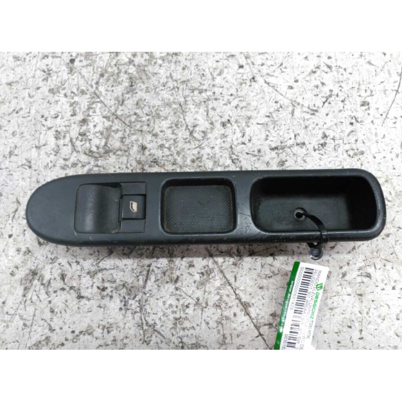 Recambio de mando elevalunas delantero derecho para peugeot 307 break / sw (s1) break xs referencia OEM IAM   