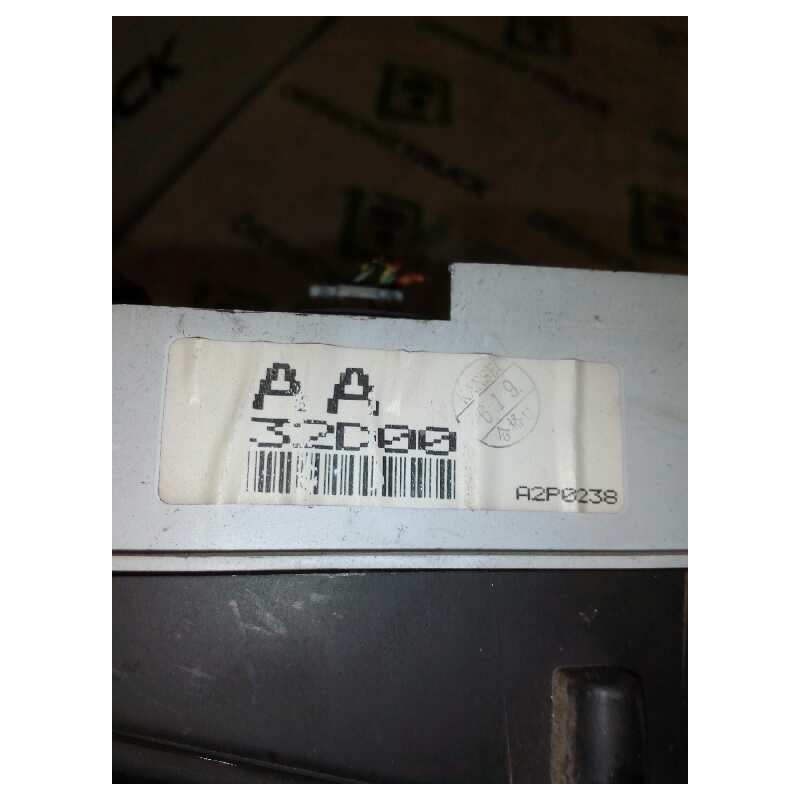 Recambio de cuadro instrumentos para nissan cabstar e cabina simple cabina individual referencia OEM IAM 32D00 A2P0238 - Blanco 2