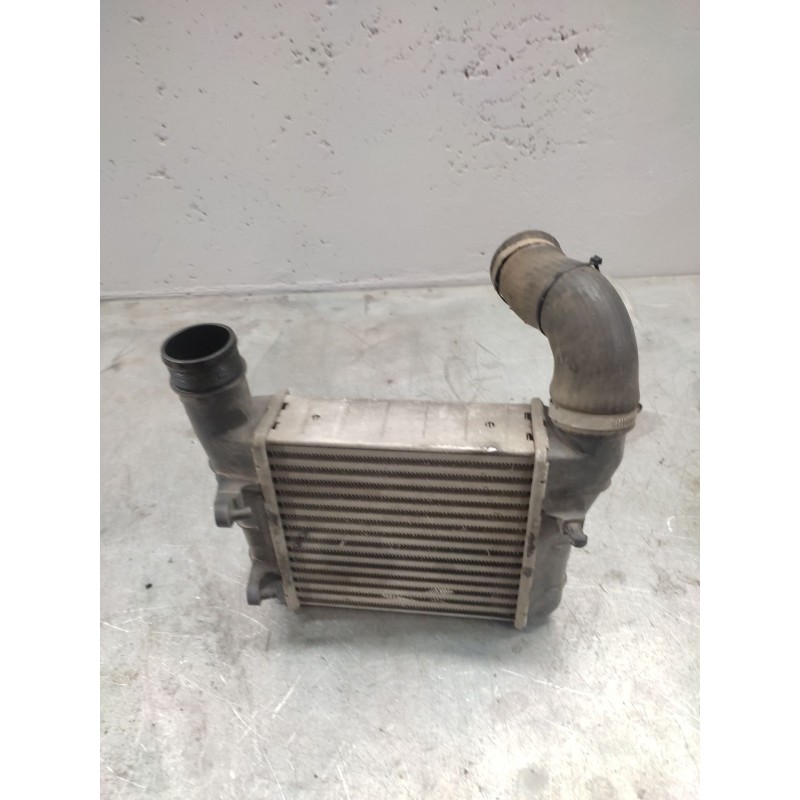 Recambio de intercooler para audi a4 berlina (8e) 1.9 tdi (96kw) referencia OEM IAM 8E0145805S  