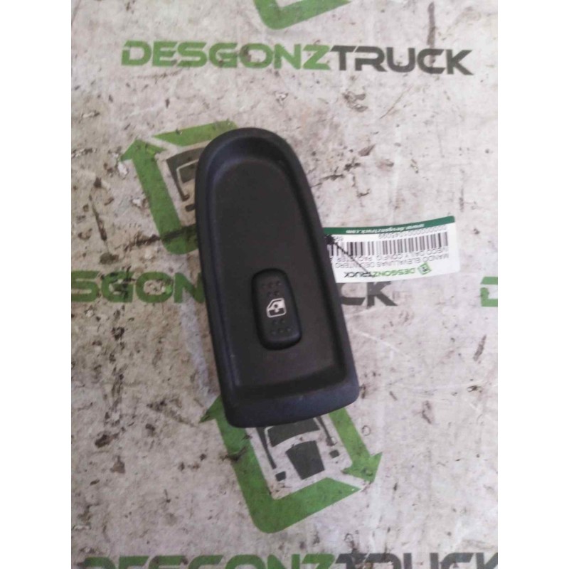 Recambio de mando elevalunas delantero derecho para iveco daily config. paquetería cabina simple 35s... batalla 3750 referencia 