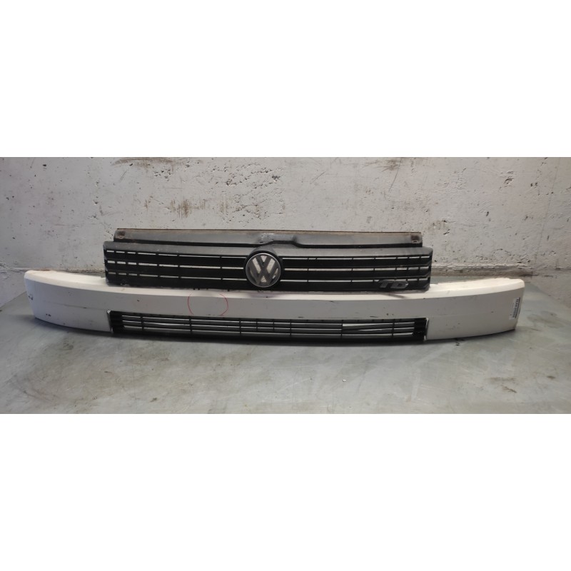 Recambio de rejilla delantera para volkswagen t4 bus (mod. 1991) 1.9 diesel (1x) referencia OEM IAM   