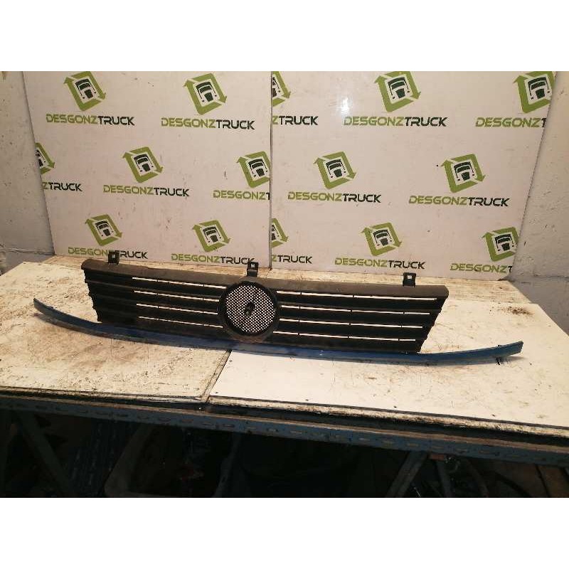 Recambio de rejilla delantera para mercedes-benz vito marco polo (638) 112 cdi referencia OEM IAM   