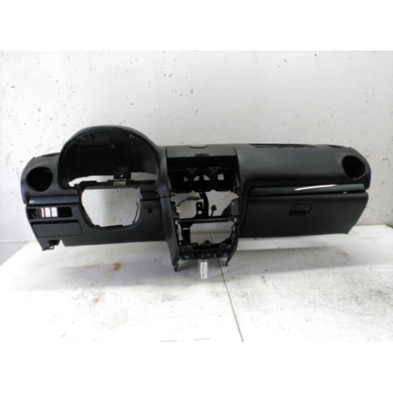 Recambio de salpicadero para mazda 6 berlina (gg) 2.0 crtd 143 active (4-ptas.) referencia OEM IAM   