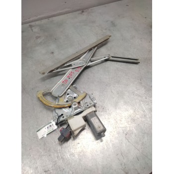 ELEVALUNAS DELANTERO DERECHO 6981005050 
