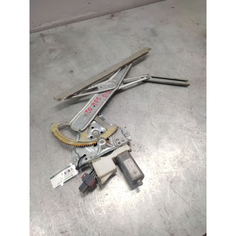 Recambio de elevalunas delantero derecho para toyota avensis berlina (t25) 2.0 d4-d executive sedán (4-ptas) referencia OEM IAM