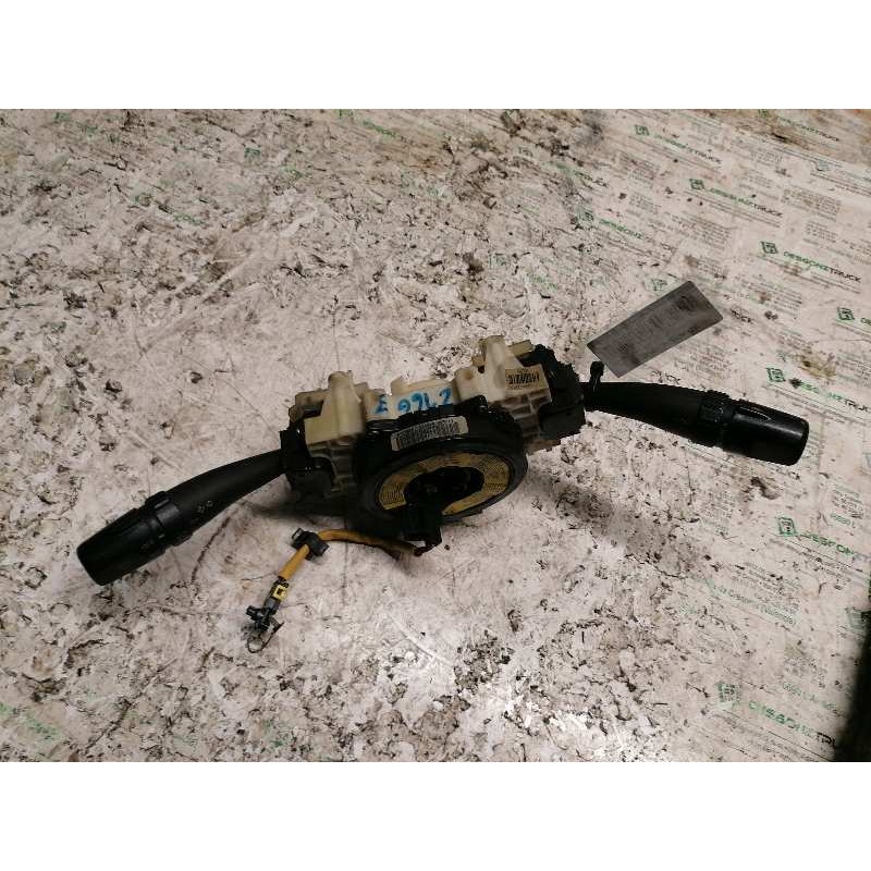 Recambio de mando multifuncion para hyundai elantra (xd) 1.6 comfort (5-ptas.) referencia OEM IAM 934002D110 - Verde 2