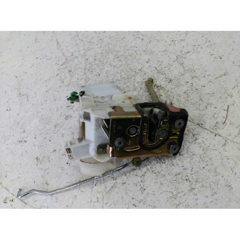 Recambio de cerradura puerta delantera derecha para toyota avensis berlina (t 22) 2.0 d4-d luna (4-ptas.) referencia OEM IAM 468 3