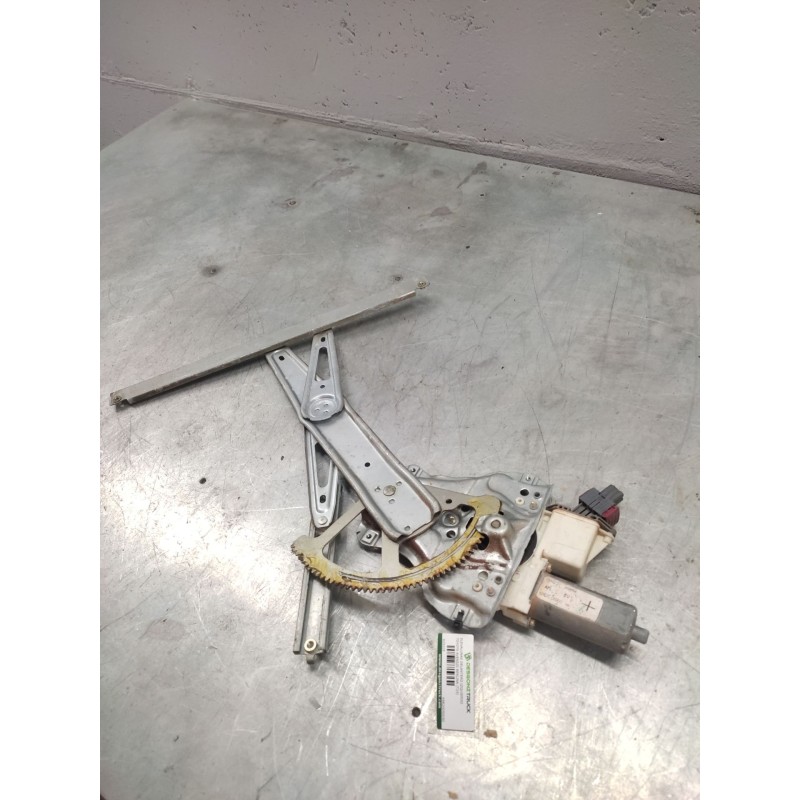 Recambio de elevalunas delantero izquierdo para toyota avensis berlina (t25) 2.0 d4-d executive sedán (4-ptas) referencia OEM IA