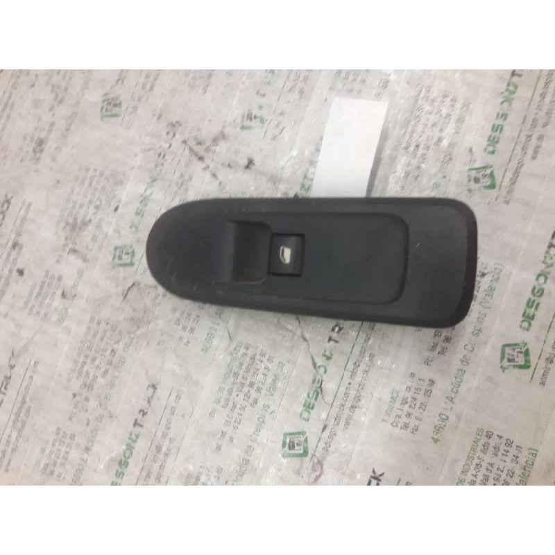 Recambio de mando elevalunas delantero derecho para peugeot 308 confort referencia OEM IAM 96565184XT 53269801 4 PINS