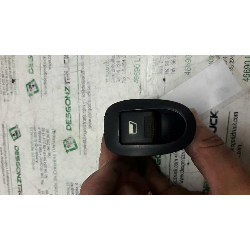 Recambio de mando elevalunas trasero derecho para peugeot 406 berlina (s1/s2) srdt referencia OEM IAM   