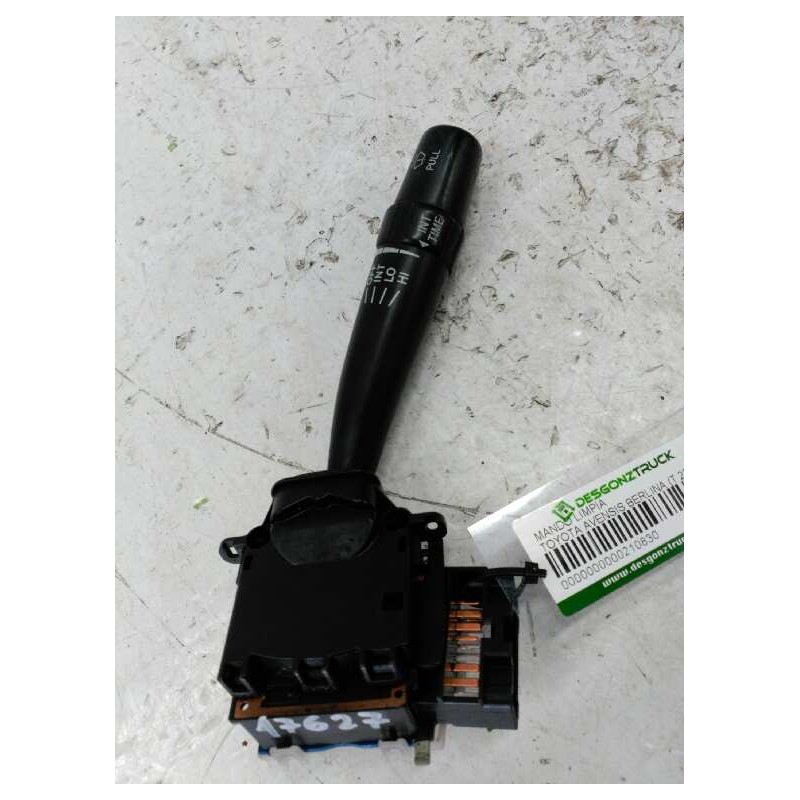 Recambio de mando limpia para toyota avensis berlina (t 22) 2.0 d4-d luna (4-ptas.) referencia OEM IAM  17A1847H2 2
