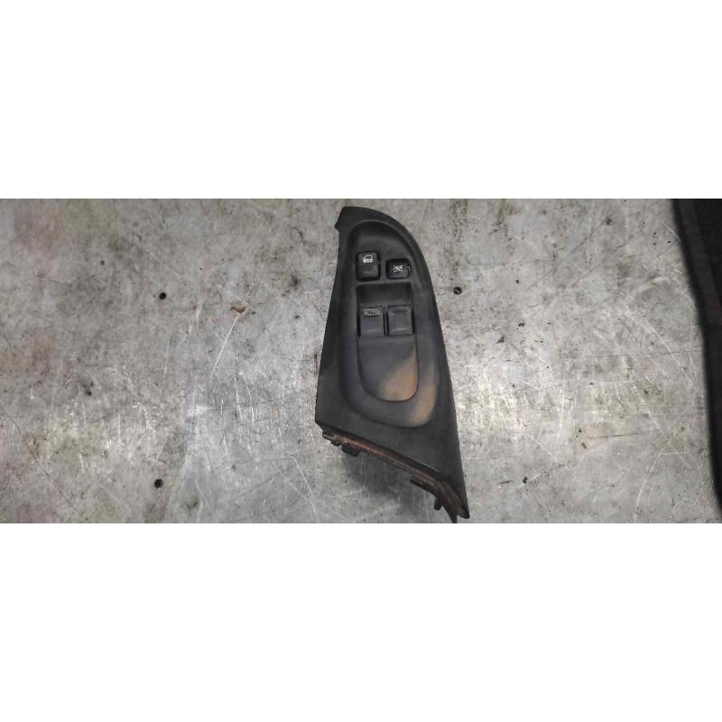 Recambio de mando elevalunas delantero izquierdo para nissan almera (n16/e) acenta referencia OEM IAM   14 PINS