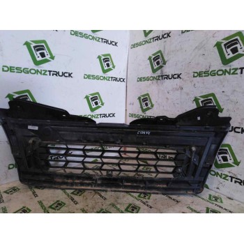 Recambio de rejilla delantera central para iveco daily ka 2.3 diesel cat referencia OEM IAM 5801342734  