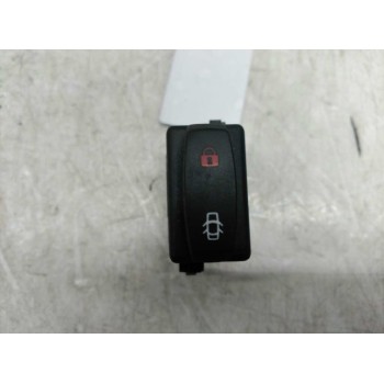 Recambio de mando cierre centralizado para nissan primastar autobús (x83) dci 140 referencia OEM IAM 26488  