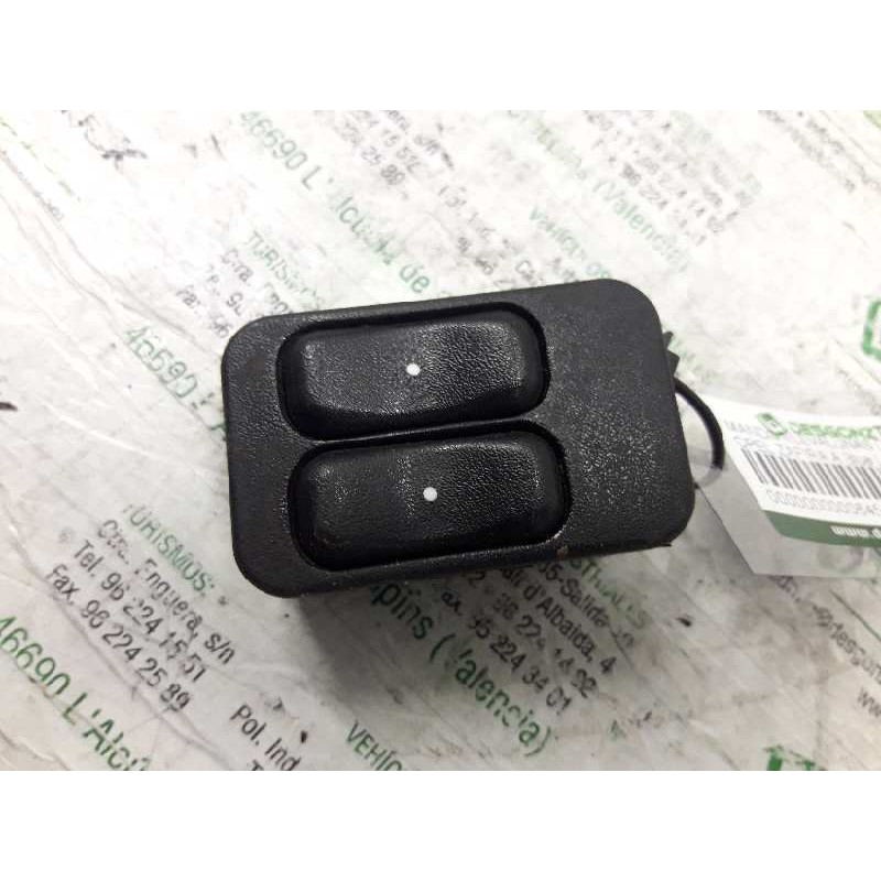 Recambio de mando elevalunas delantero izquierdo para opel zafira a blue line referencia OEM IAM 90561008  