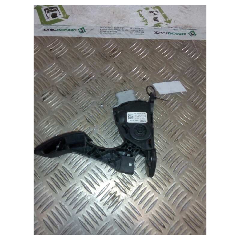 Recambio de pedal acelerador para man tgx 18.480 fg / 4x2 ll xl referencia OEM IAM 81259706103 - Blanco 2