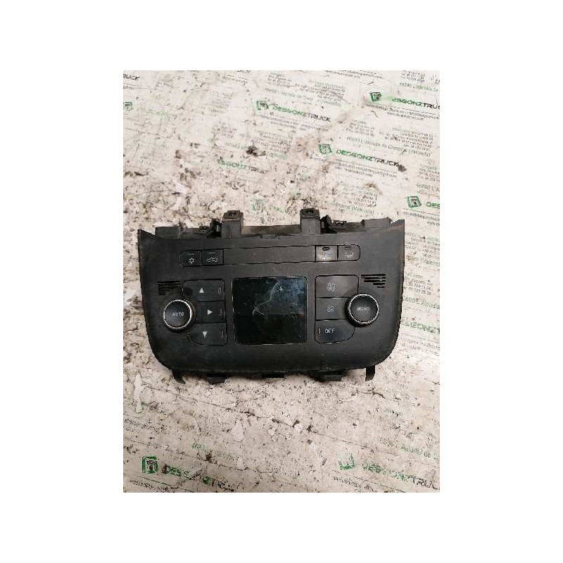 Recambio de mando climatizador para fiat grande punto (199) 1.3 multijet sport (01.2007) referencia OEM IAM 735501599 A83024000 - Blanco