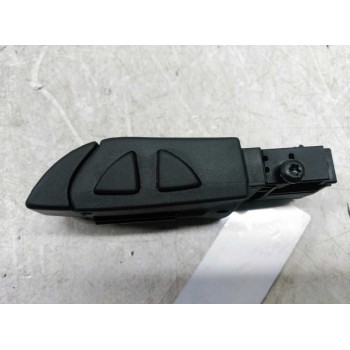 Recambio de mando radio para nissan primastar autobús (x83) dci 140 referencia OEM IAM 8200009040  